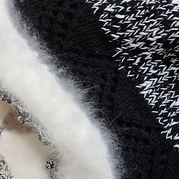 Hand Knit Sweater - Picture 3 of 8